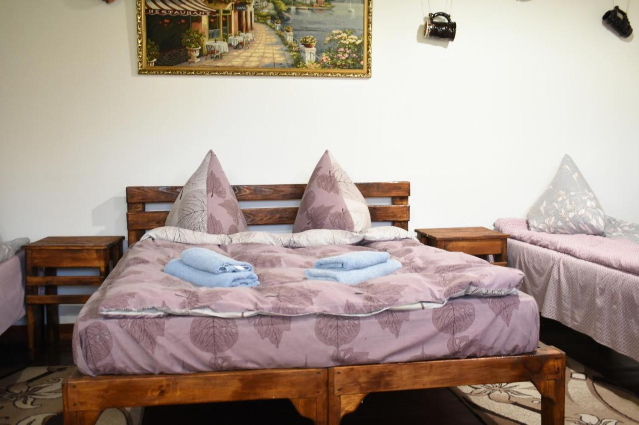 Vesela Sadyba Veselivka Bagian luar foto